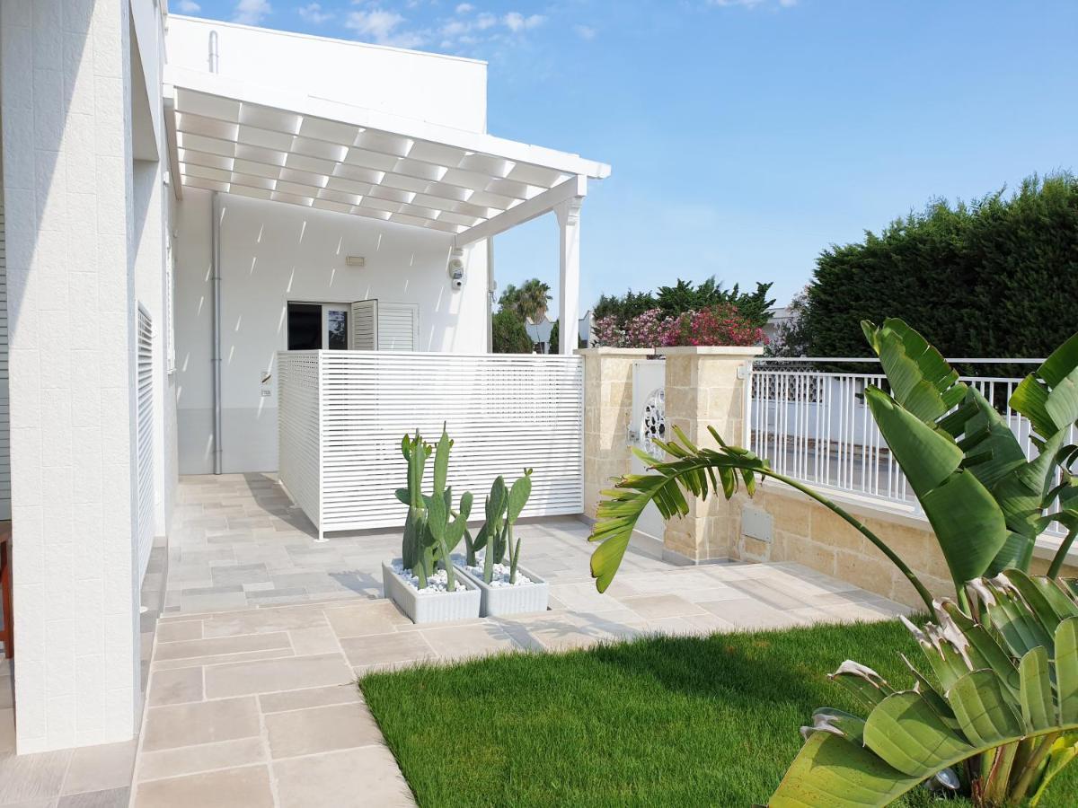 La Baia Apartments Torre Lapillo Ngoại thất bức ảnh