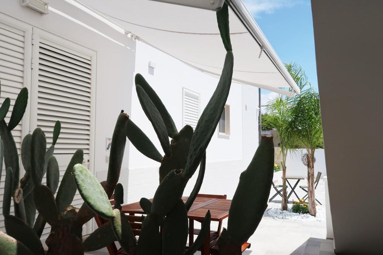 La Baia Apartments Torre Lapillo Ngoại thất bức ảnh